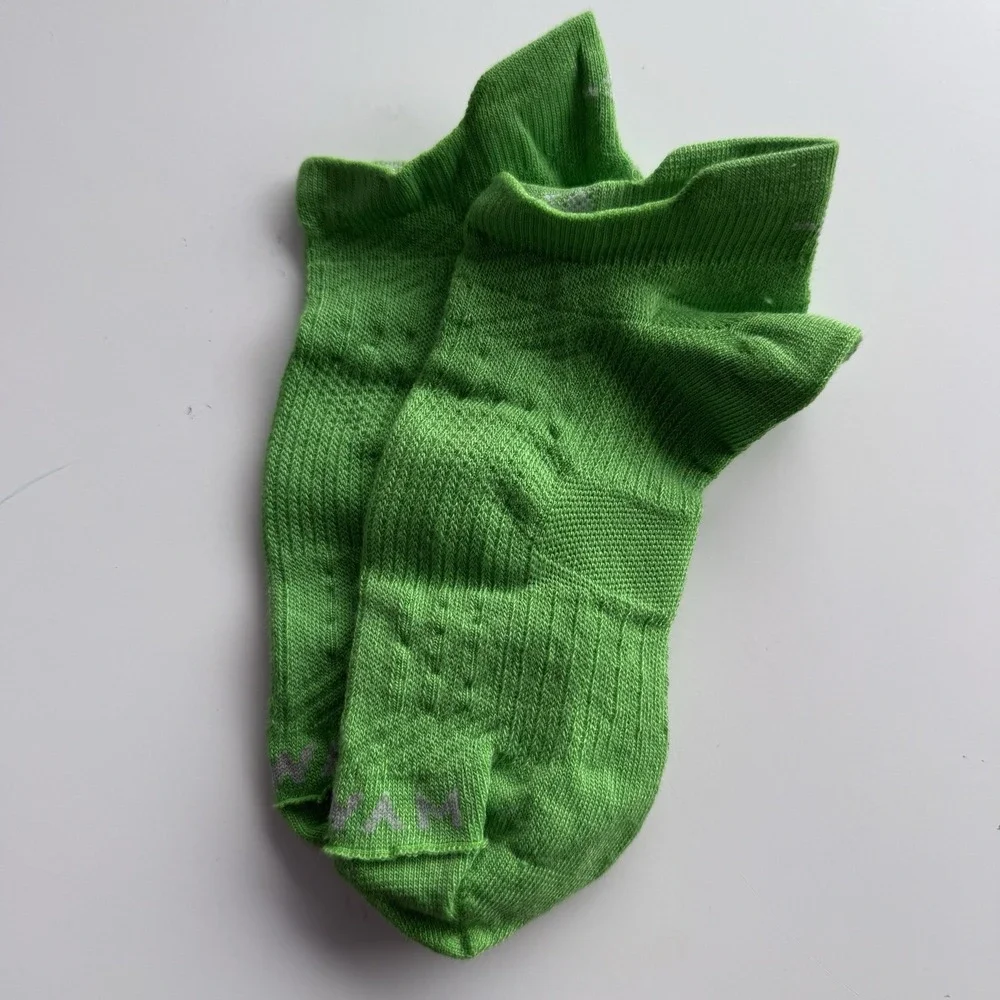 Lot 2 WIGWAM Catalyst SynchroKnit Contour No Slip Tab Sock Large M 9-12 W 10-13